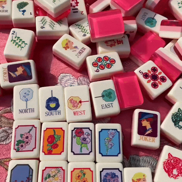 Art Deco Lady Joker Mahjong, 160 Tiles