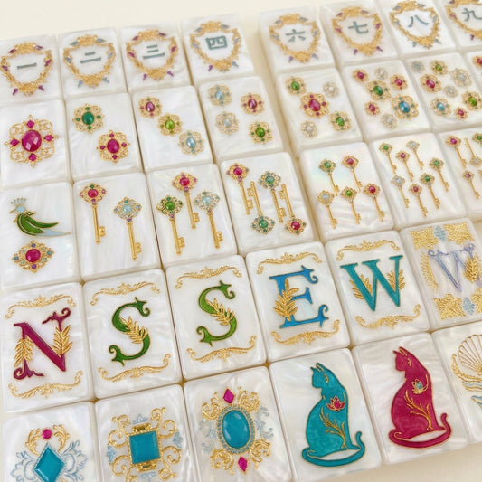 Pearl Cat Mahjong Set, 160 Tiles