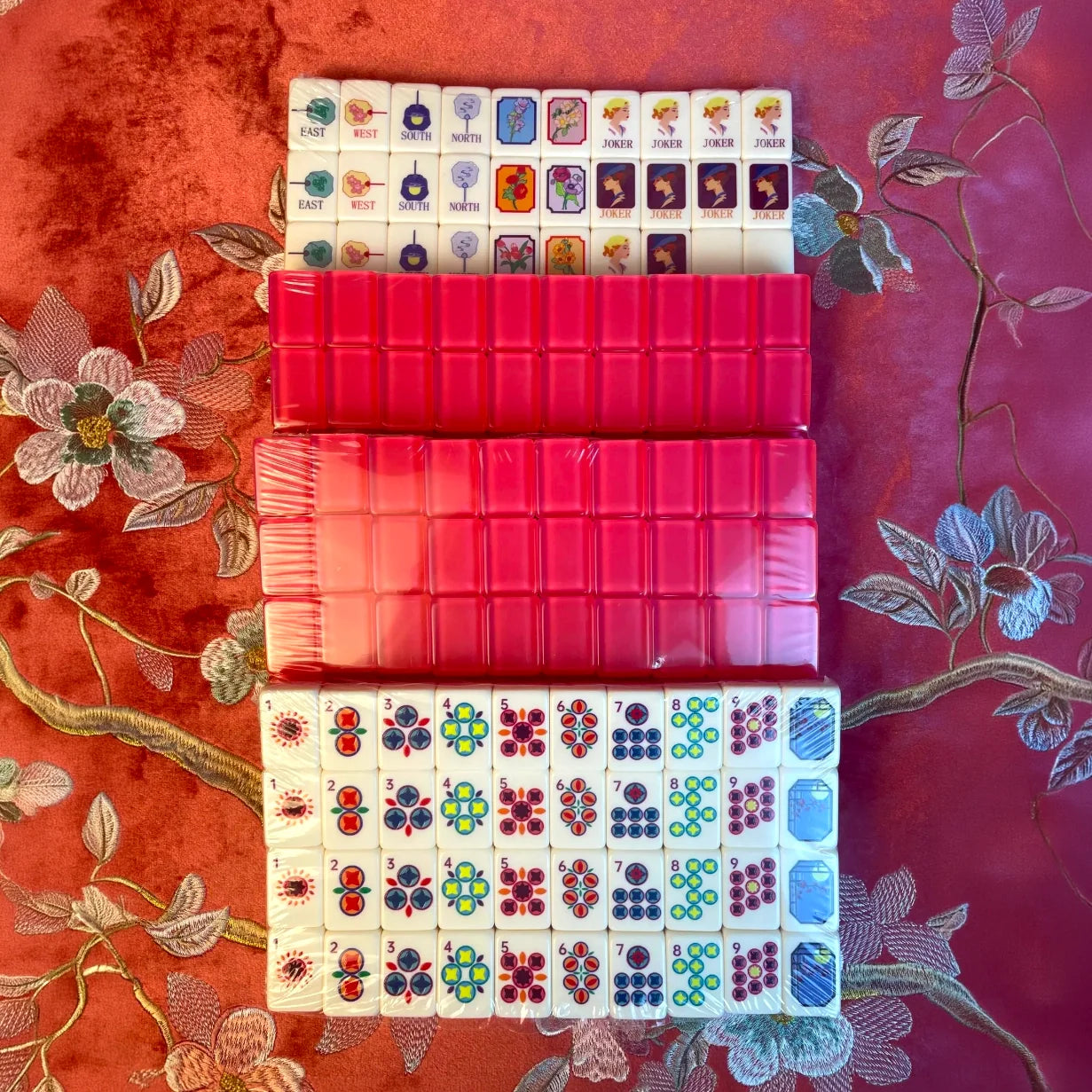 Art Deco Lady Joker Mahjong, 160 Tiles